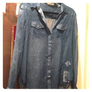 100% silk EQUIPMENT button down blouse